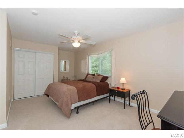 2434 Maple Xing, Ballwin, MO 63011 photo 27