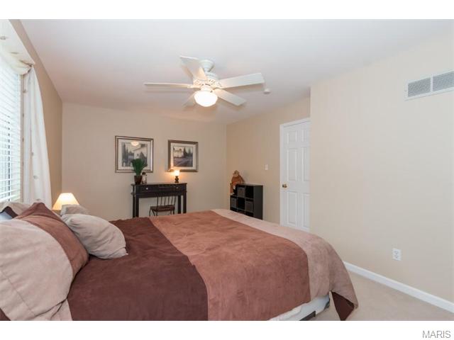 2434 Maple Xing, Ballwin, MO 63011 photo 28