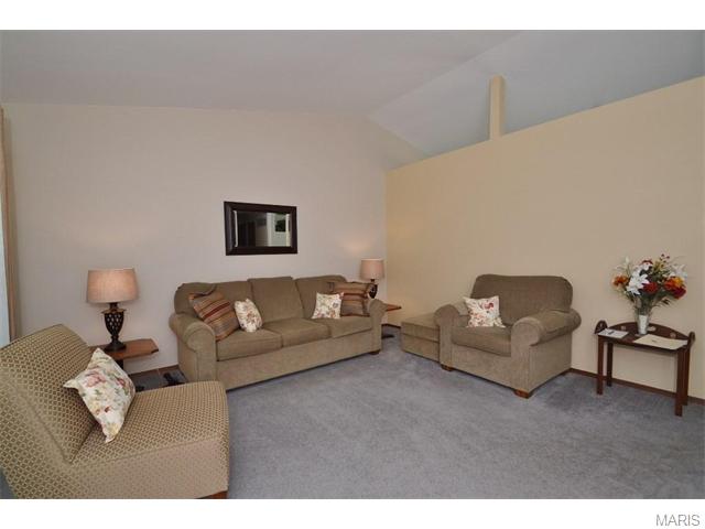 1108 Summit Mdws, Fenton, MO 63026 photo 5