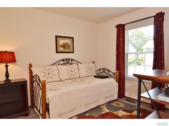 1108 Summit Mdws, Fenton, MO 63026 photo 12
