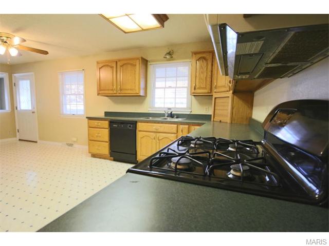 1192 Hackmann Rd, O'fallon, MO 63366 photo 6