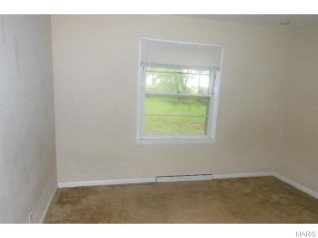 9607 Harold Dr, Saint Louis, MO 63134 photo 9