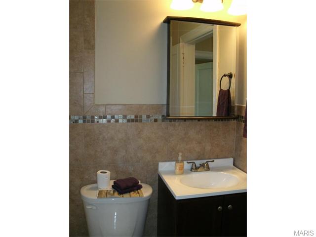 3968 Wright Ave, Saint Ann, MO 63074 photo 5