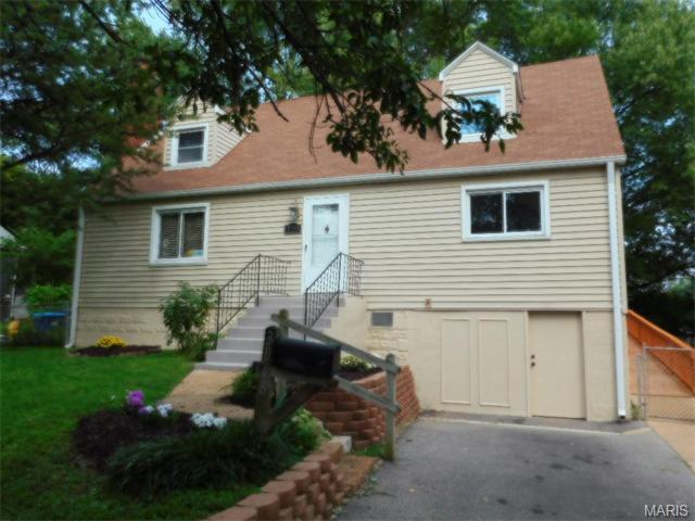 3968 Wright Ave, Saint Ann, MO 63074 photo 1