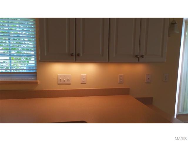 852 Gandolf Way, Eureka, MO 63025 photo 9