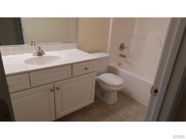 852 Gandolf Way, Eureka, MO 63025 photo 12
