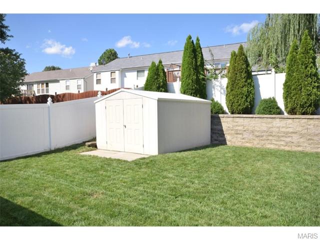 231 Royalltrail Ln, O'fallon, MO 63368 photo 18