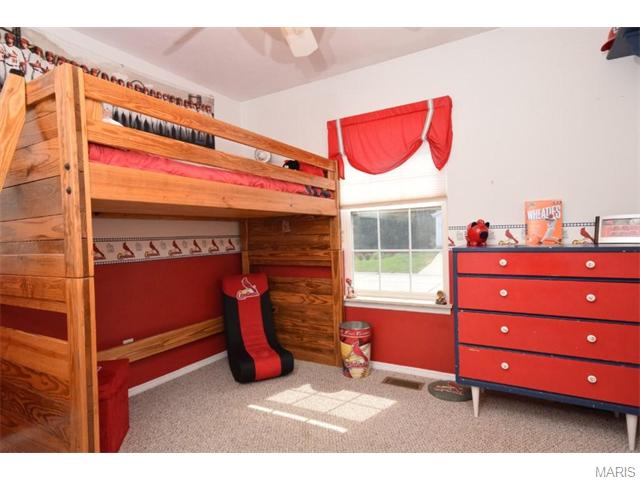 231 Royalltrail Ln, O'fallon, MO 63368 photo 10