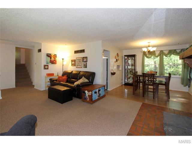 4 Green Oak Ct, O'fallon, MO 63366 photo 6