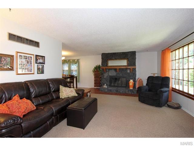 4 Green Oak Ct, O'fallon, MO 63366 photo 4