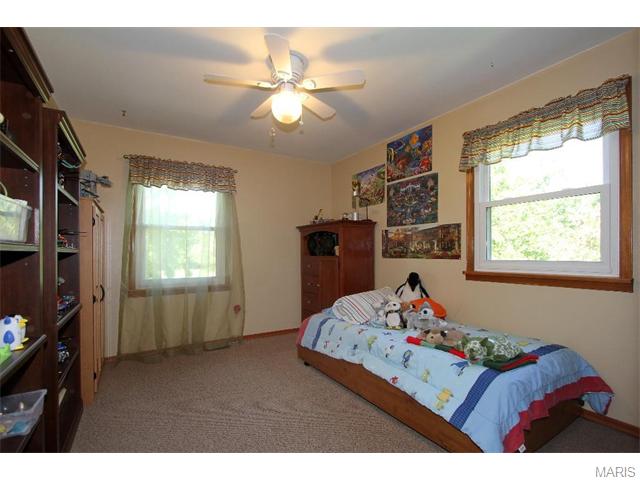 4 Green Oak Ct, O'fallon, MO 63366 photo 17