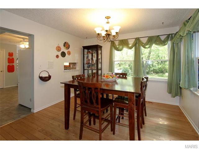 4 Green Oak Ct, O'fallon, MO 63366 photo 8