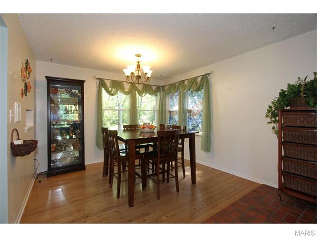 4 Green Oak Ct, O'fallon, MO 63366 photo 7