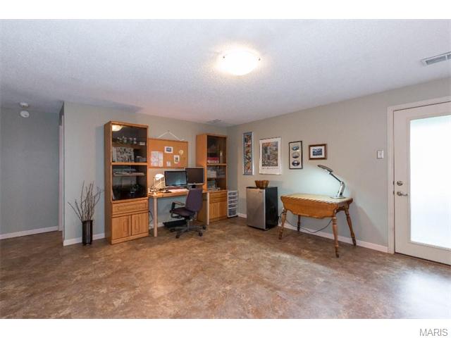 521 Stoddards Ml, Ballwin, MO 63011 photo 13