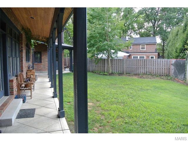 7726 Mohawk, Saint Louis, MO 63105 photo 35