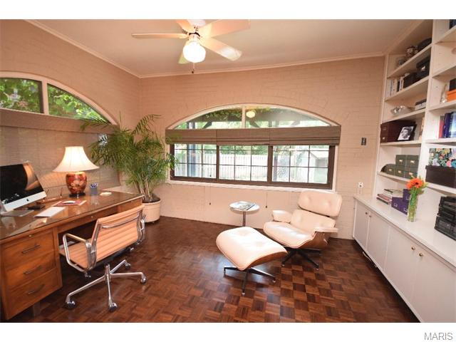 7726 Mohawk, Saint Louis, MO 63105 photo 7