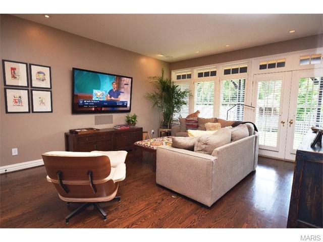 7726 Mohawk, Saint Louis, MO 63105 photo 20