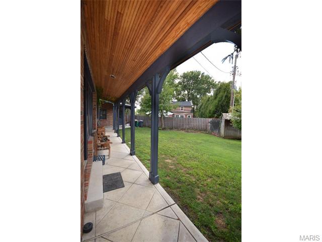 7726 Mohawk, Saint Louis, MO 63105 photo 30