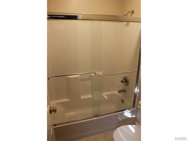 2651 Breezy Point Ln, O'fallon, MO 63368 photo 9