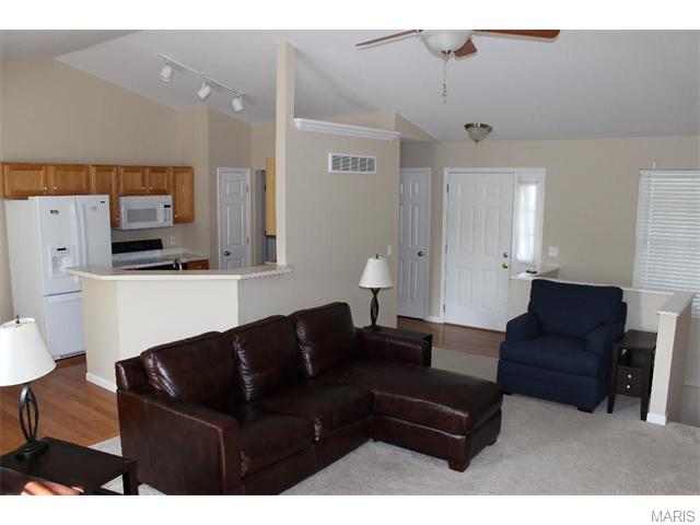 2651 Breezy Point Ln, O'fallon, MO 63368 photo 3