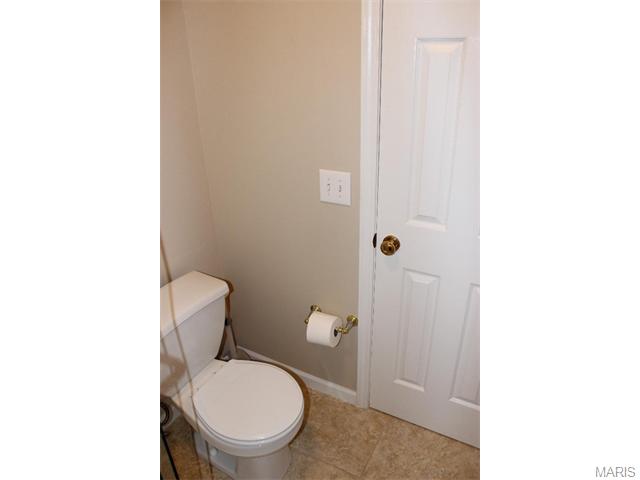 2651 Breezy Point Ln, O'fallon, MO 63368 photo 10