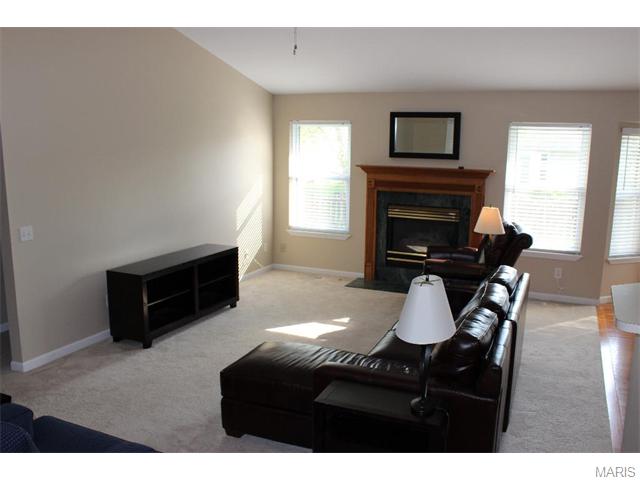 2651 Breezy Point Ln, O'fallon, MO 63368 photo 2