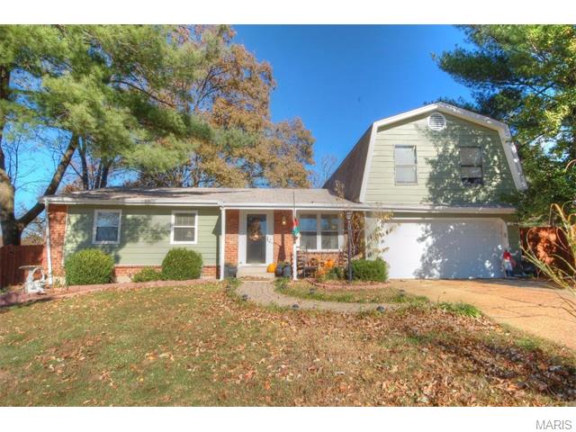 833 Windingpath, Ballwin, MO 63021 photo 1