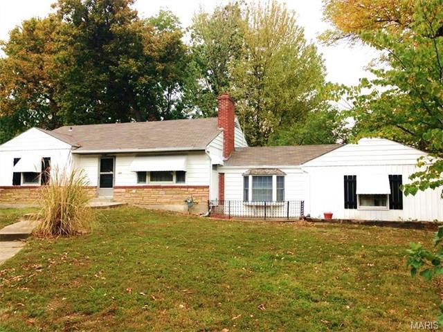 201 Hilltop, Ballwin, MO 63011 photo 1