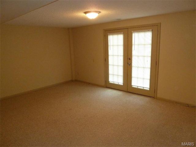 967 Cardello Dr, Ballwin, MO 63021 photo 13