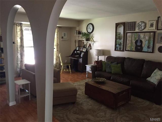 684 Rustic Vly, Ballwin, MO 63021 photo 6