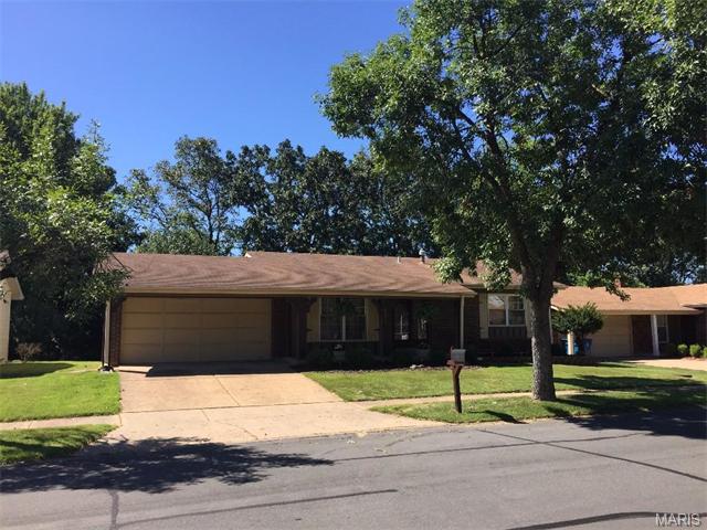 684 Rustic Vly, Ballwin, MO 63021 photo 1