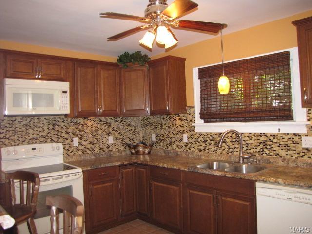 24 Greendale Dr, Greendale, MO 63121 photo 12