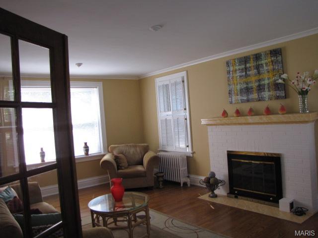 24 Greendale Dr, Greendale, MO 63121 photo 4