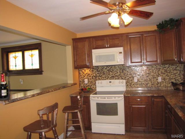 24 Greendale Dr, Greendale, MO 63121 photo 13
