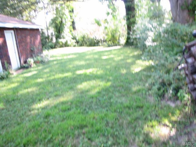 24 Greendale Dr, Greendale, MO 63121 photo 38