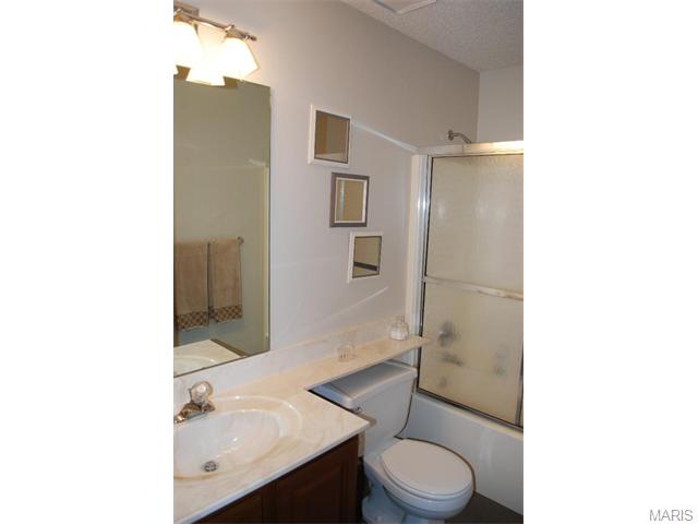 2590 Dunmore Cir, O'fallon, MO 63368 photo 29