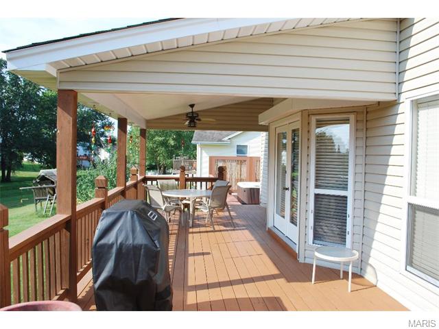 2590 Dunmore Cir, O'fallon, MO 63368 photo 6