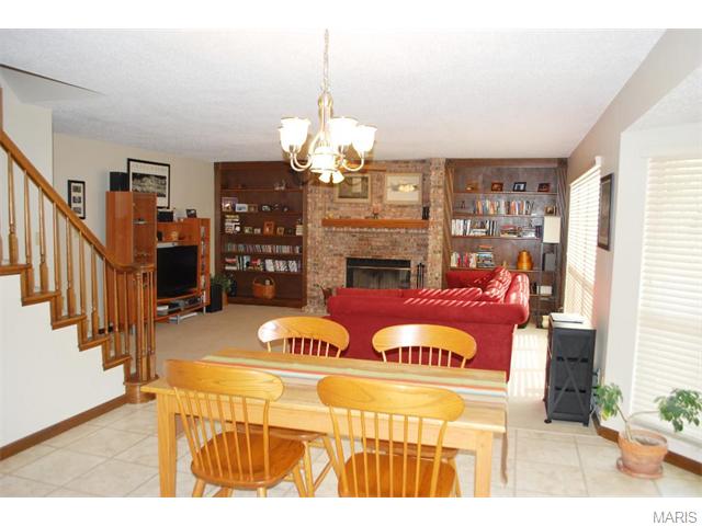 2590 Dunmore Cir, O'fallon, MO 63368 photo 14