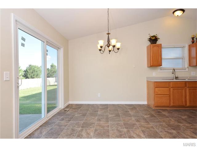 1200 Saint Matthew Ave, O'fallon, MO 63366 photo 9