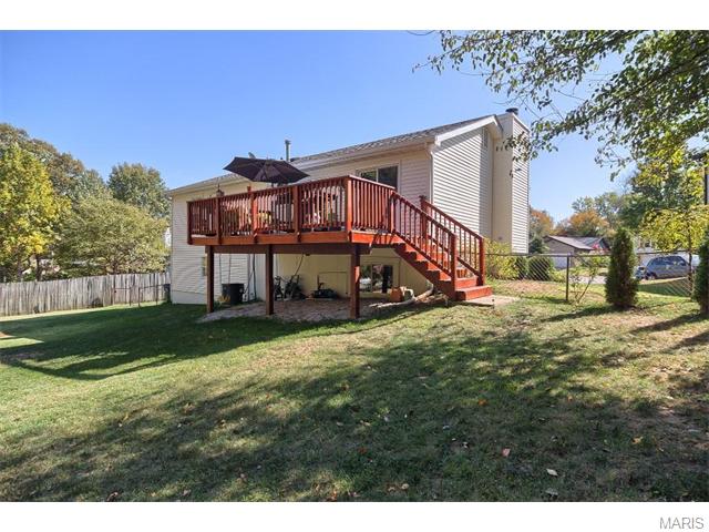 463 Talbert Ct, Ballwin, MO 63021 photo 2