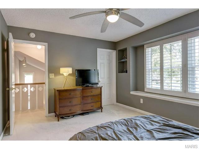 142 Spring Leigh Ct, Ballwin, MO 63011 photo 27