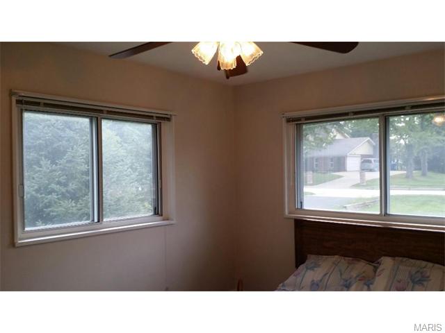219 Hutchinson, Ellisville, MO 63011 photo 16