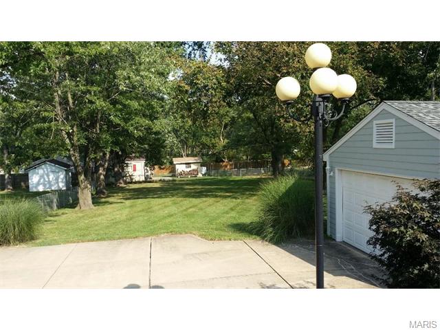 219 Hutchinson, Ellisville, MO 63011 photo 4
