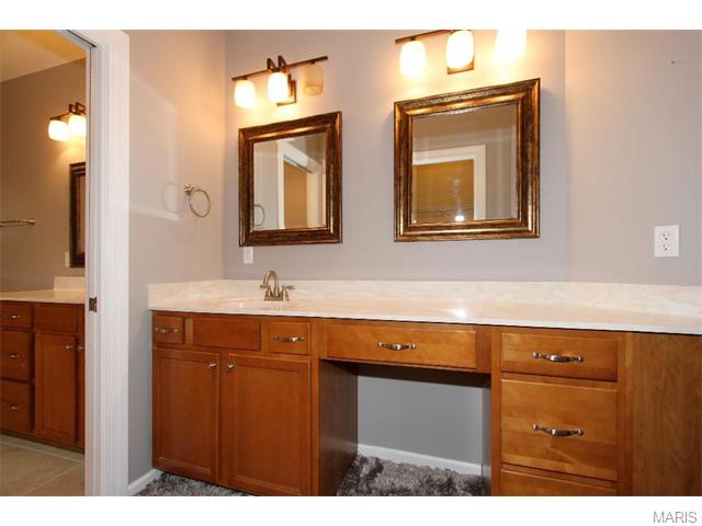19 Shaelah, Weldon Spring, MO 63304 photo 18