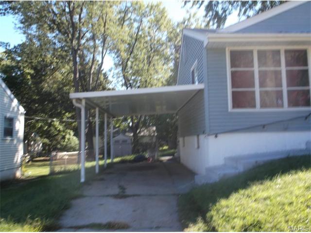 8636 Haltonia Ln, Saint Louis, MO 63134 photo 2