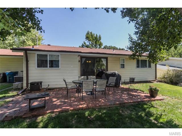 907 Brookvale Ter, Ballwin, MO 63021 photo 22