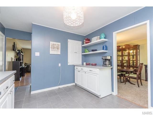 907 Brookvale Ter, Ballwin, MO 63021 photo 7