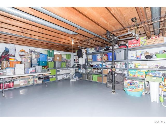 907 Brookvale Ter, Ballwin, MO 63021 photo 18