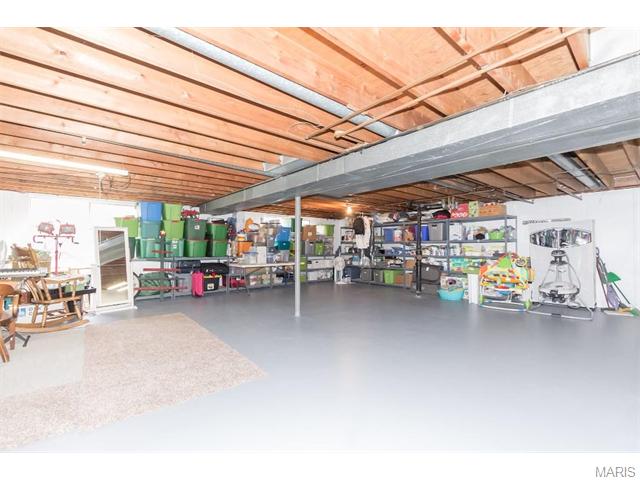 907 Brookvale Ter, Ballwin, MO 63021 photo 17