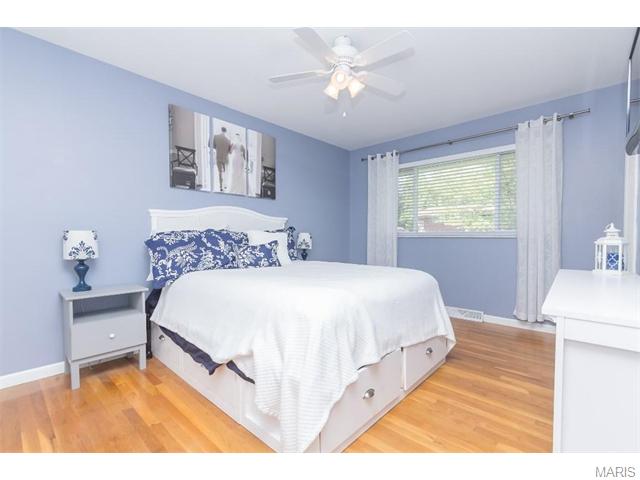 907 Brookvale Ter, Ballwin, MO 63021 photo 13